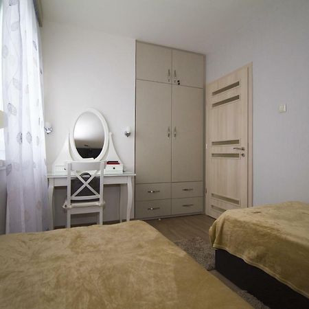 Chez Moi Appartement Debrecen Buitenkant foto